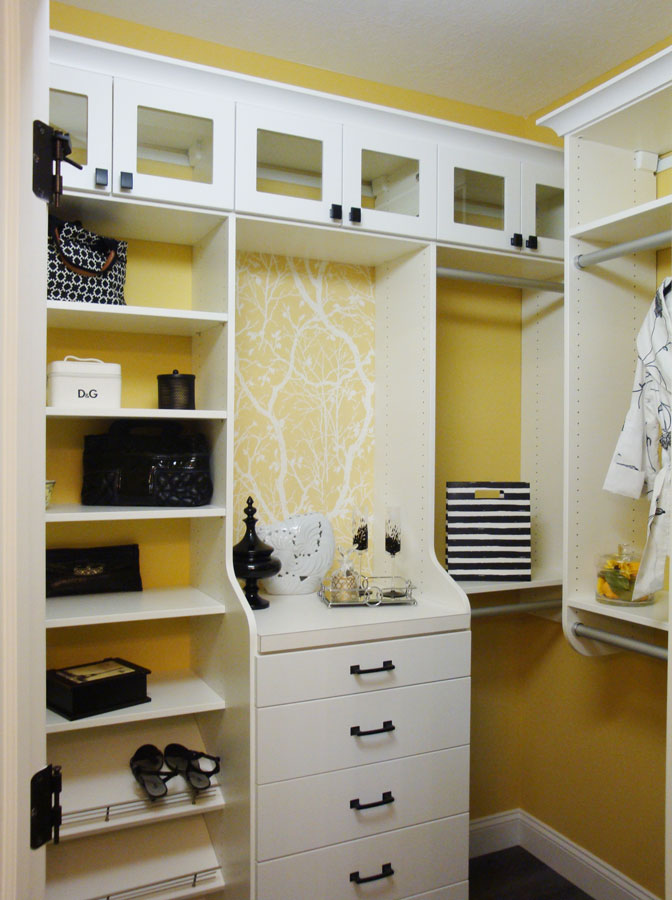 Summerlin A White Closet System